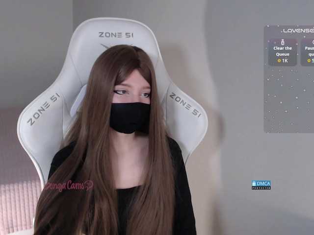 Evo4kaStorm's BongaCams show and profile