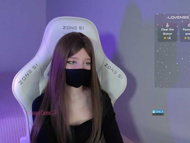 Evo4kaStorm's BongaCams show and profile