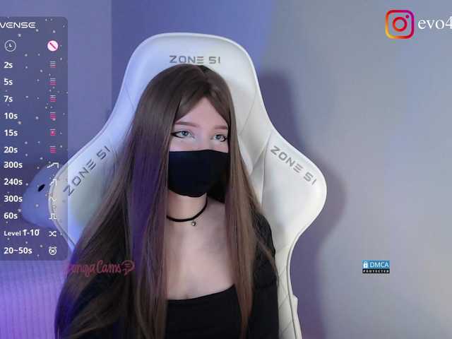 Evo4kaStorm's BongaCams show and profile