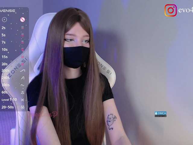 Evo4kaStorm's BongaCams show and profile