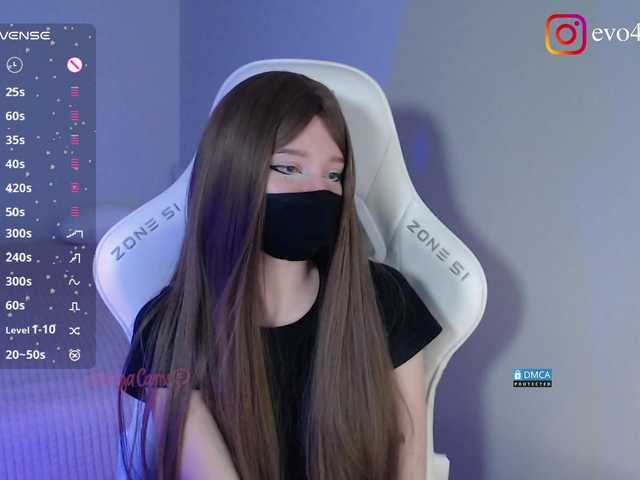 Evo4kaStorm's BongaCams show and profile