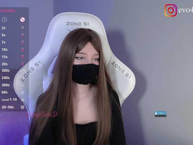 Evo4kaStorm's BongaCams show and profile