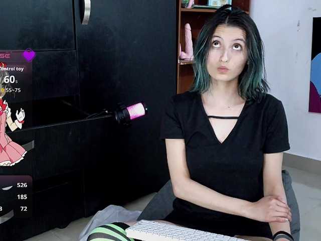 Camila05torres's BongaCams show and profile