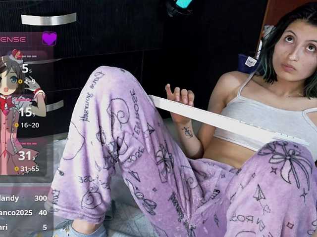 Camila05torres's BongaCams show and profile