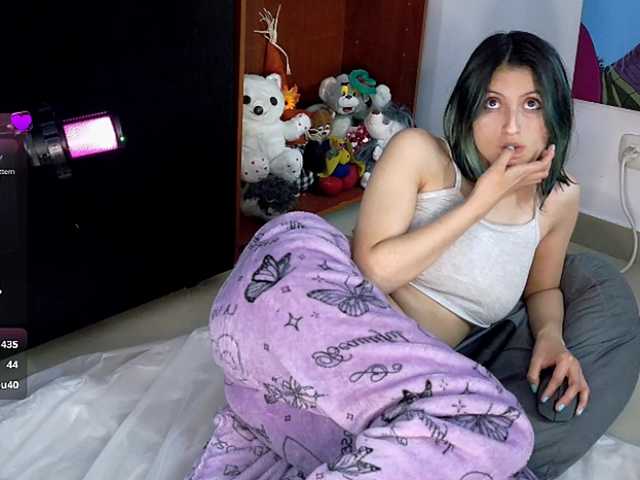 Camila05torres's BongaCams show and profile