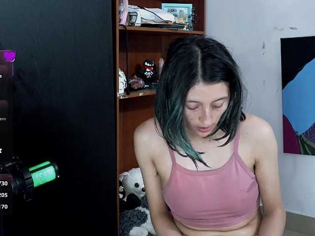 Camila05torres's BongaCams show and profile