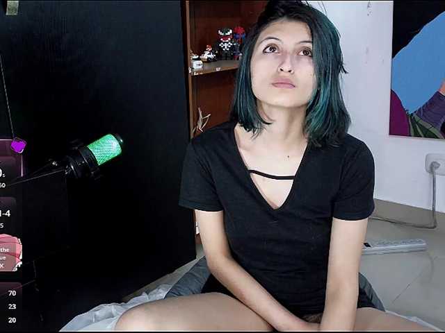 Camila05torres's BongaCams show and profile