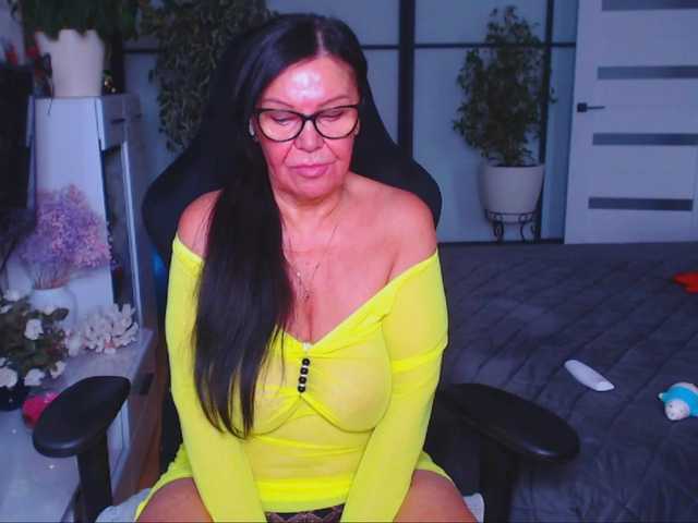 xMatureDesire from BongaCams