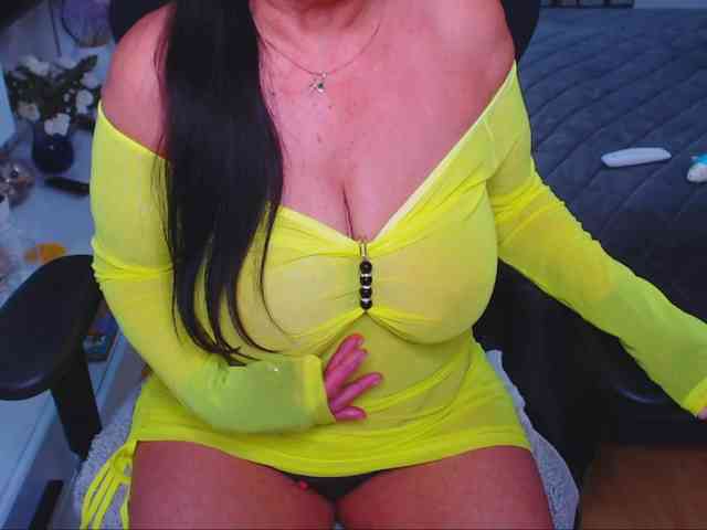 xMatureDesire webcam