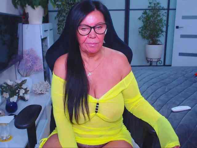xMatureDesire webcam