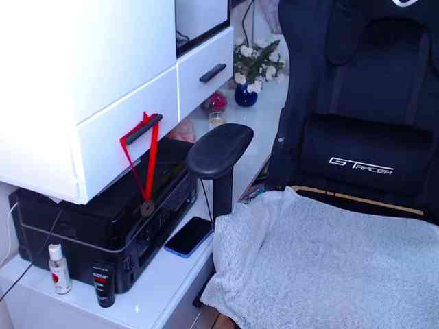 xMatureDesire webcam