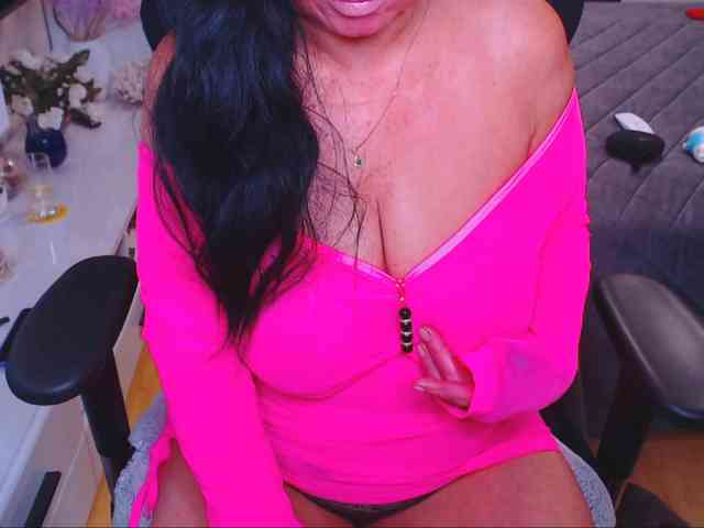 xMatureDesire webcam
