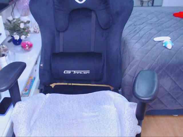 xMatureDesire webcam