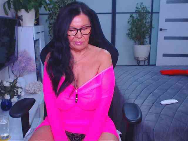 xMatureDesire webcam