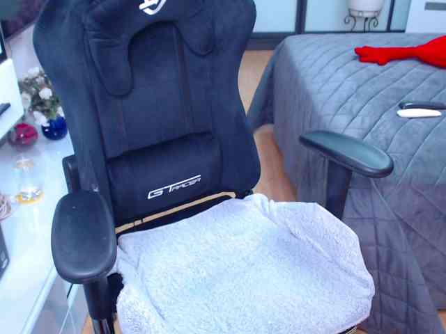 xMatureDesire webcam