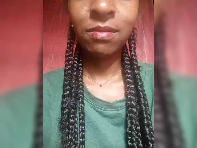 Tinah24 Live Cam on BongaCams