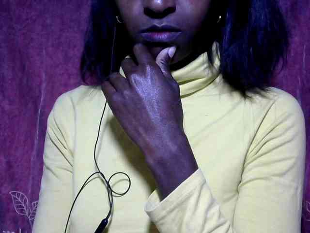 Tinah24 webcam