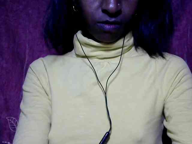 Tinah24 webcam