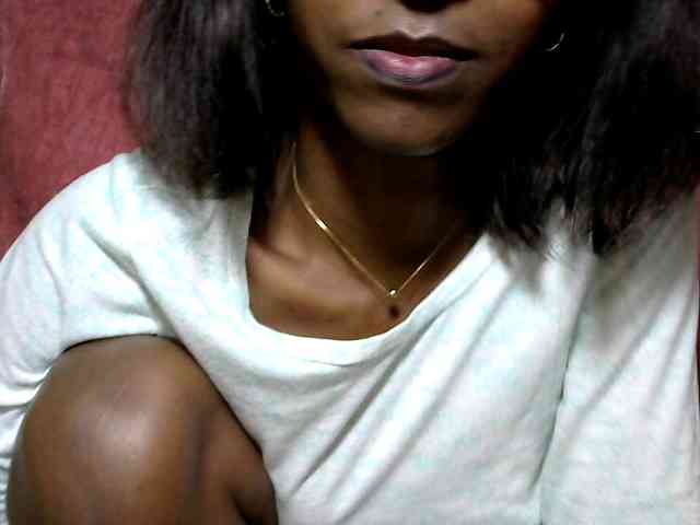 Tinah24 webcam
