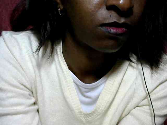 Tinah24 webcam