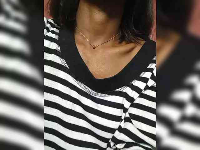 Tinah24 webcam