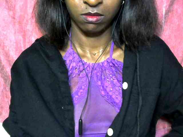 Tinah24 webcam
