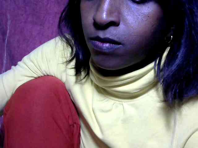 Tinah24 webcam