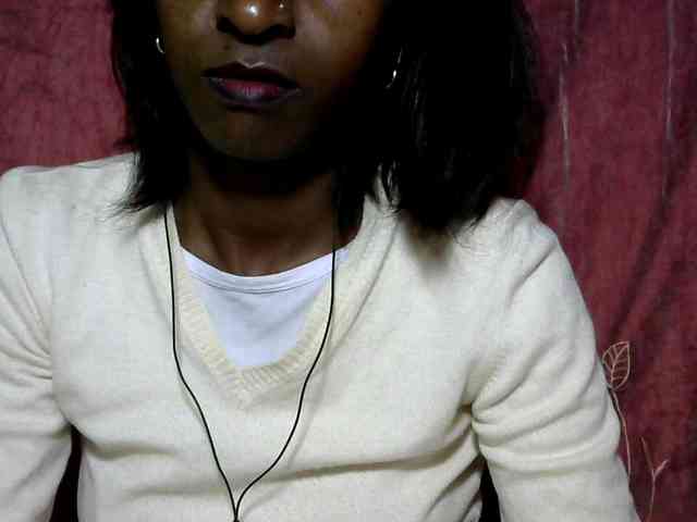 Tinah24 webcam