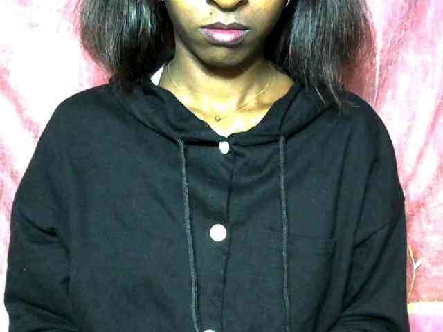 Tinah24 webcam
