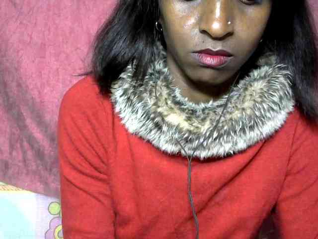 Tinah24 webcam
