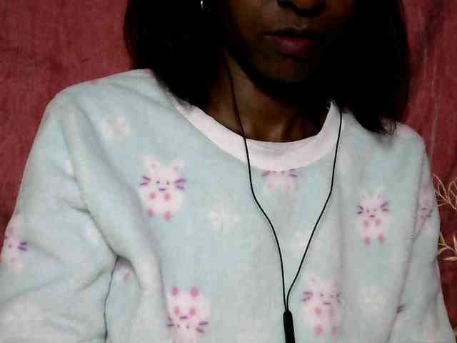 Tinah24 webcam