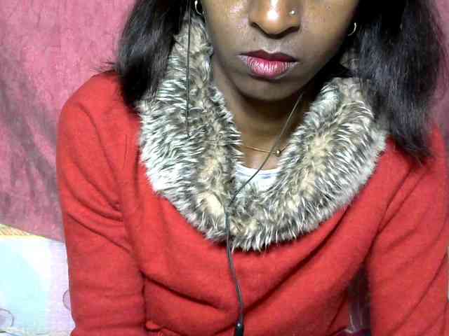 Tinah24 webcam
