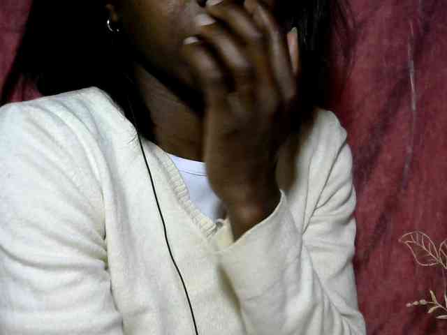 Tinah24 webcam