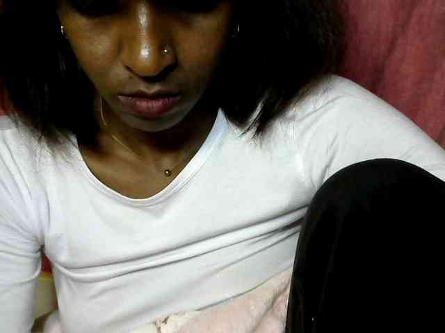 Tinah24 webcam