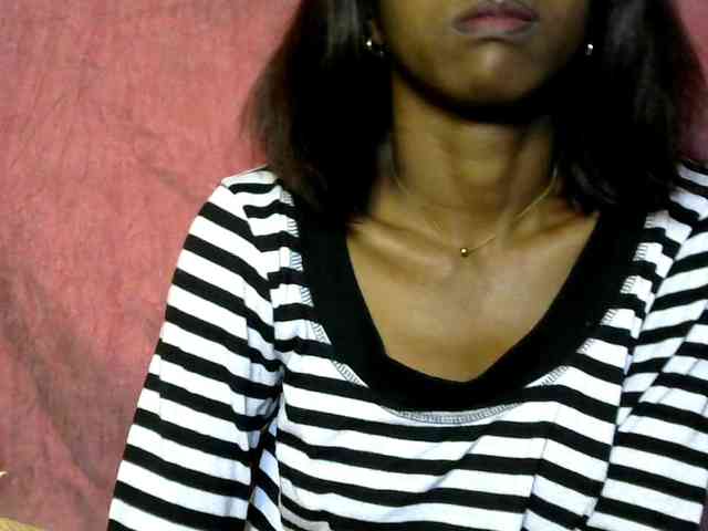 Tinah24 webcam