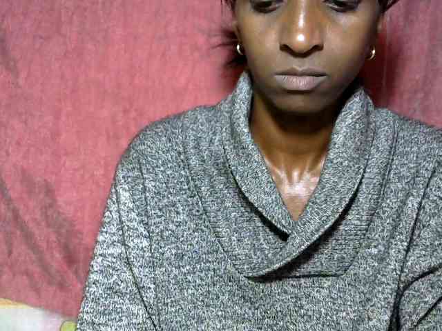 Tinah24 webcam