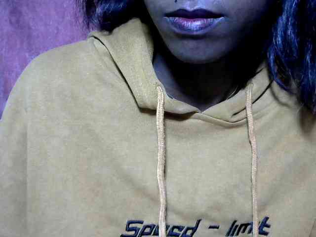 Tinah24 webcam