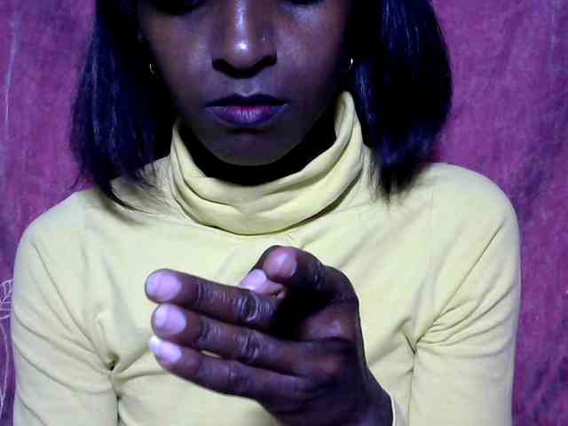 Tinah24 webcam