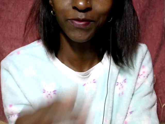 Tinah24 webcam