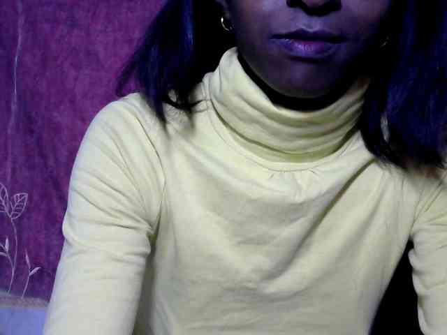 Tinah24 webcam