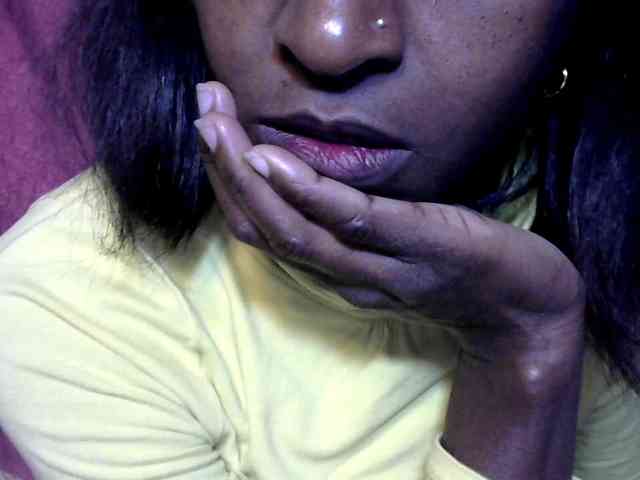 Tinah24 webcam