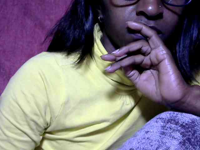 Tinah24 webcam