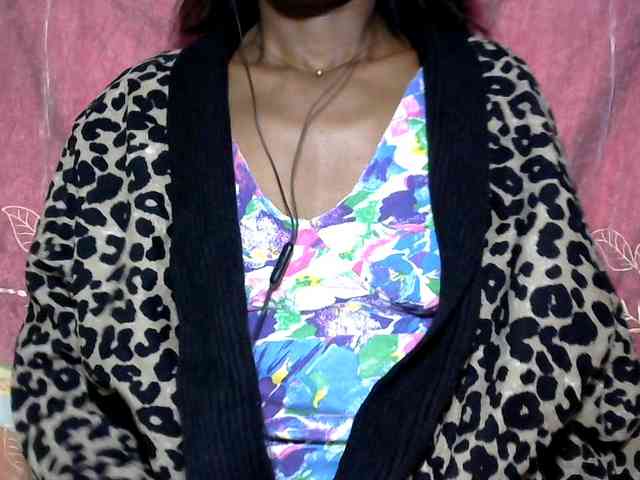 Tinah24 webcam