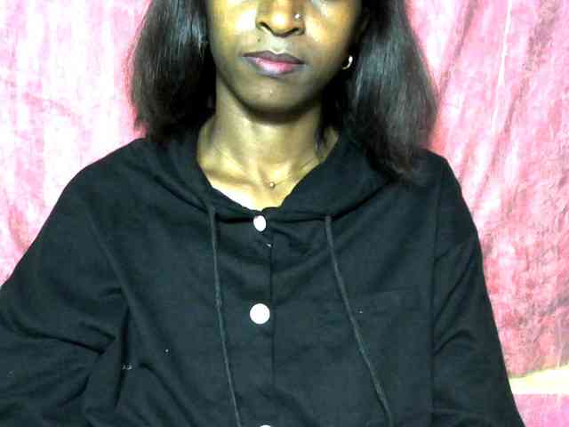 Tinah24 webcam
