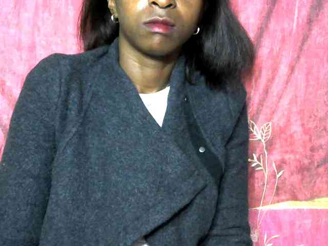 Tinah24 webcam