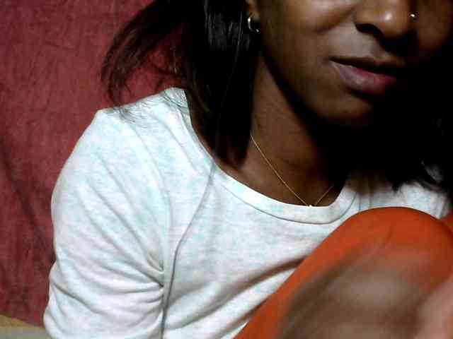Tinah24 webcam