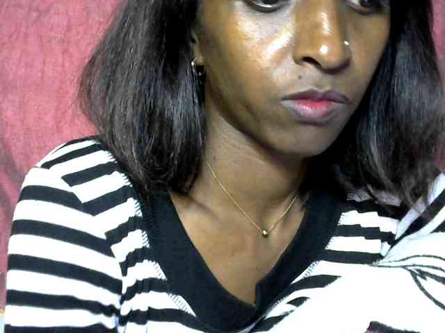 Tinah24 webcam