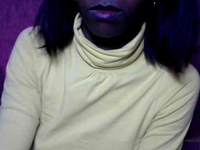Tinah24 webcam