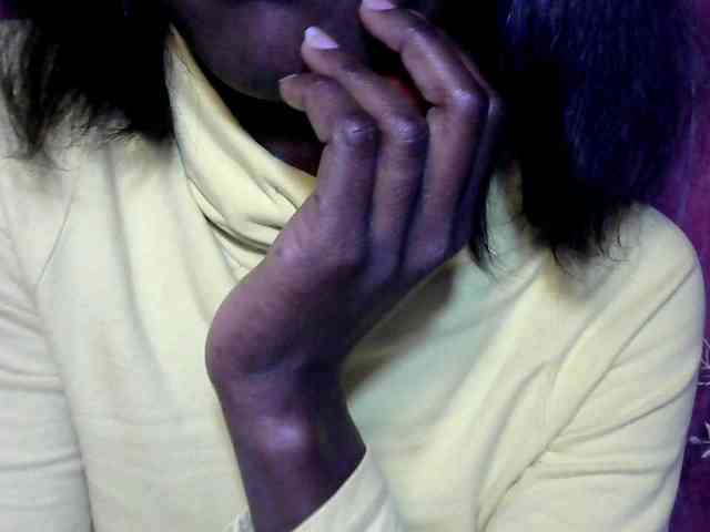 Tinah24 webcam
