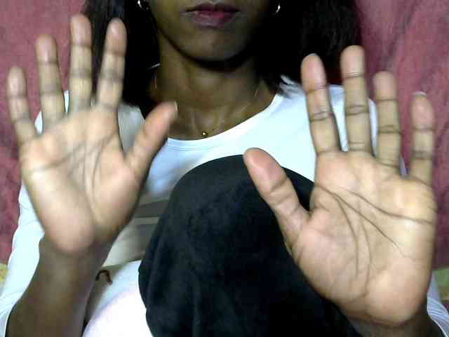Tinah24 webcam